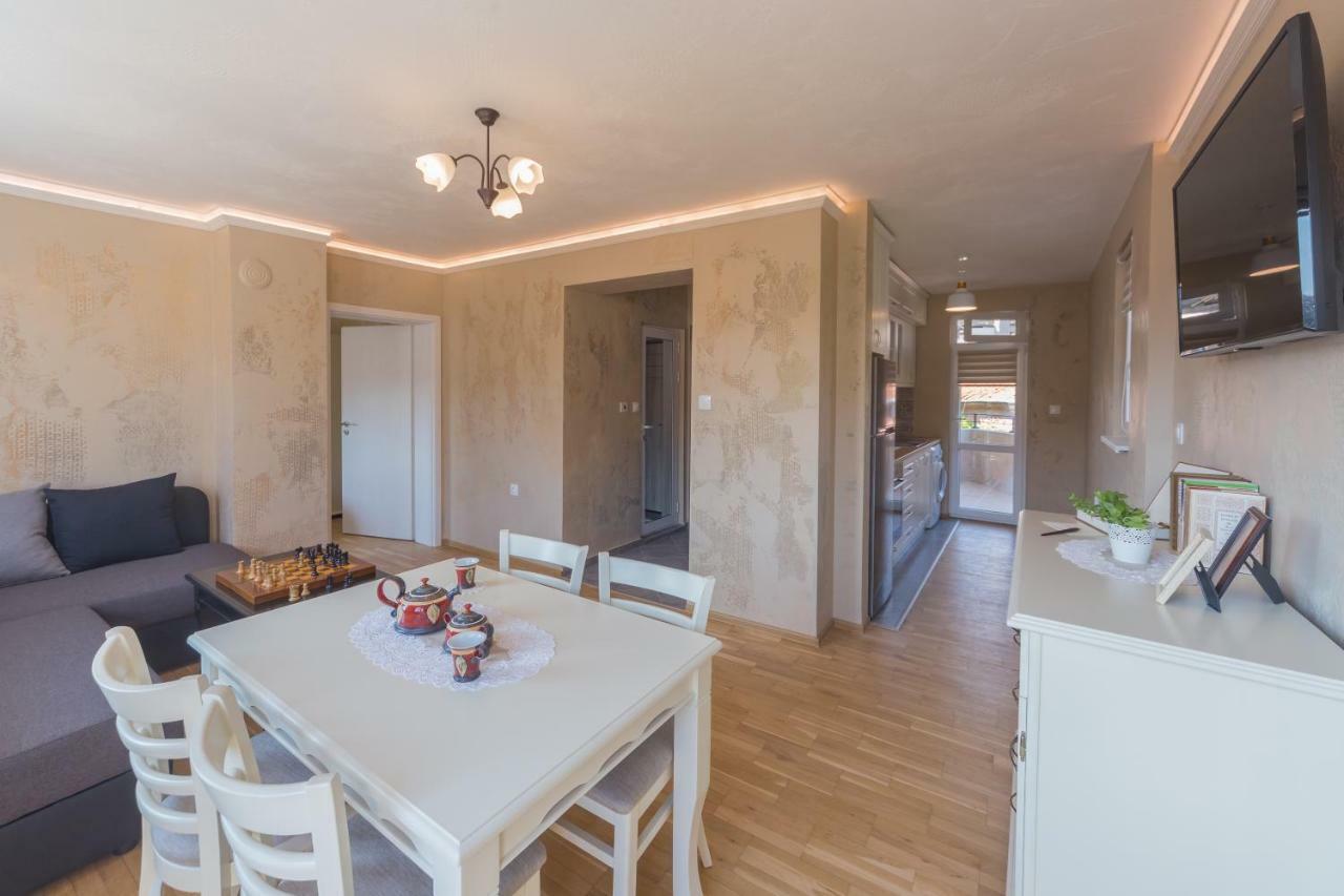 Kosev Apartment Veliko Tarnovo Kültér fotó